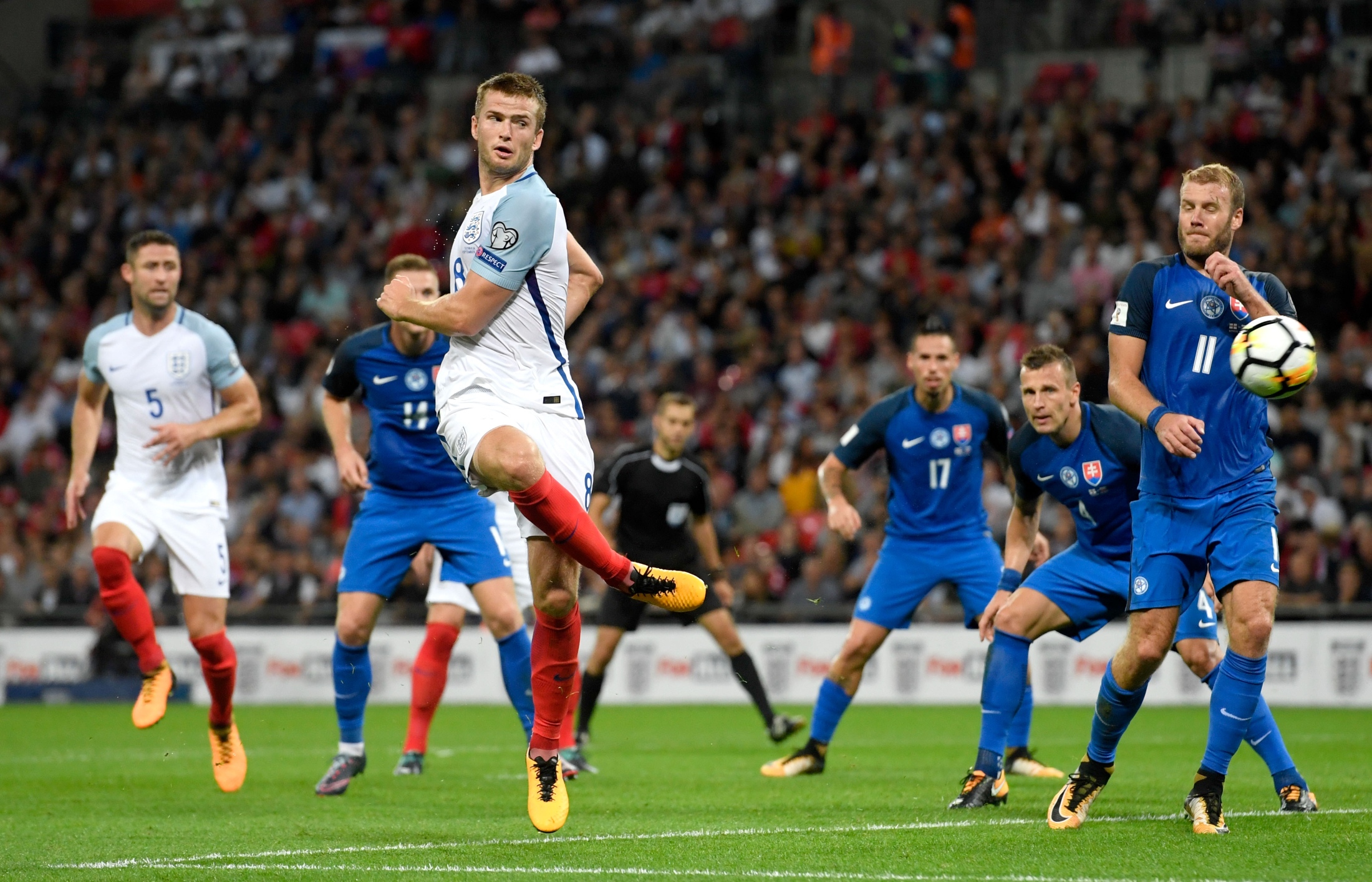 他在短短数 他在短短数