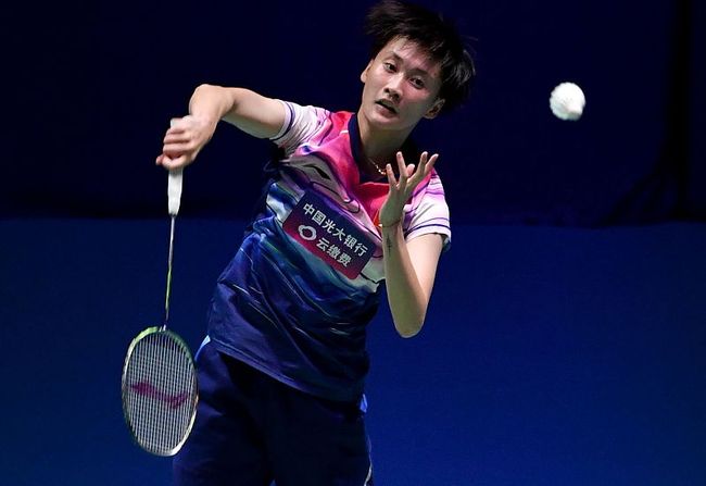 相比之下 相比之下