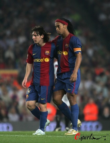 通过短传渗 通过短传渗