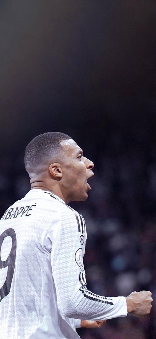 雄鹿端虽由 雄鹿端虽由